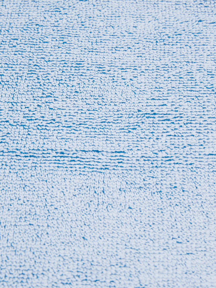 #farbe_azuro-white