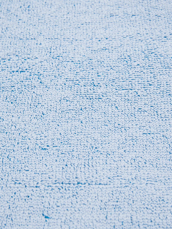 #farbe_azuro-white