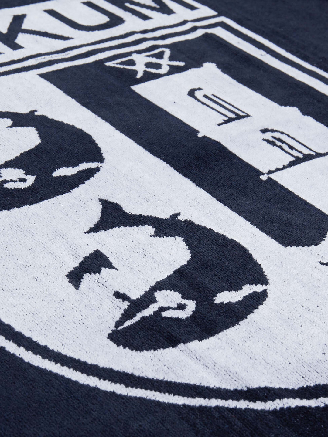 #farbe_navy-white